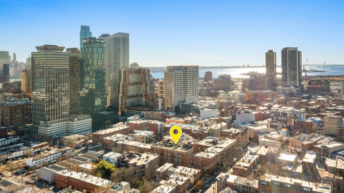 Jersey City Downtown, New Jersey, 07302, United States, 3 Bedrooms Bedrooms, ,2 BathroomsBathrooms,Residential,For Sale,2003706