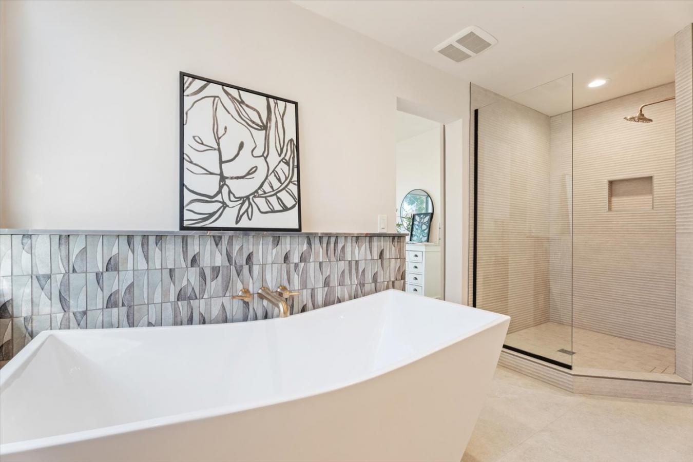 Scottsdale, Arizona, 85251, United States, 4 Bedrooms Bedrooms, ,3 BathroomsBathrooms,Residential,For Sale,2003702