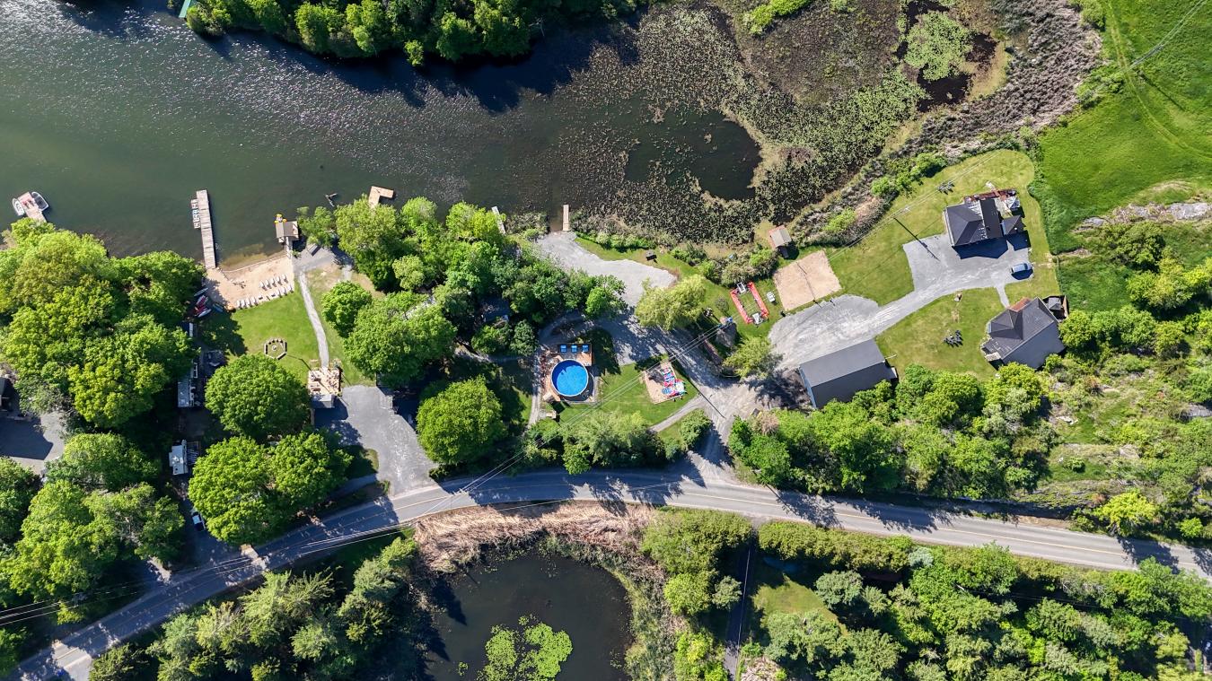 4177-4187 Carrying Place Road, Seeley's Bay, Frontenac, K0H 2N0, Canada, ,Residential,For Sale,4177-4187 Carrying Place Road,X13232394