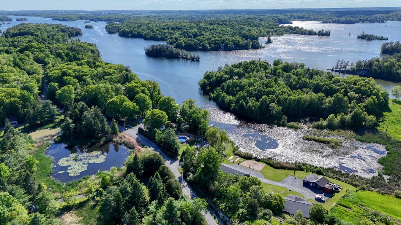 4177-4187 Carrying Place Road, Seeley's Bay, Frontenac, K0H 2N0, Canada, ,Residential,For Sale,4177-4187 Carrying Place Road,X13232394