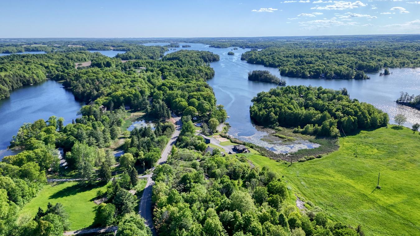 4177-4187 Carrying Place Road, Seeley's Bay, Frontenac, K0H 2N0, Canada, ,Residential,For Sale,4177-4187 Carrying Place Road,X13232394