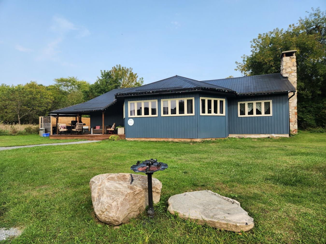 Seeley's Bay, Frontenac, K0H 2N0, Canada, ,Residential,For Sale,2003701