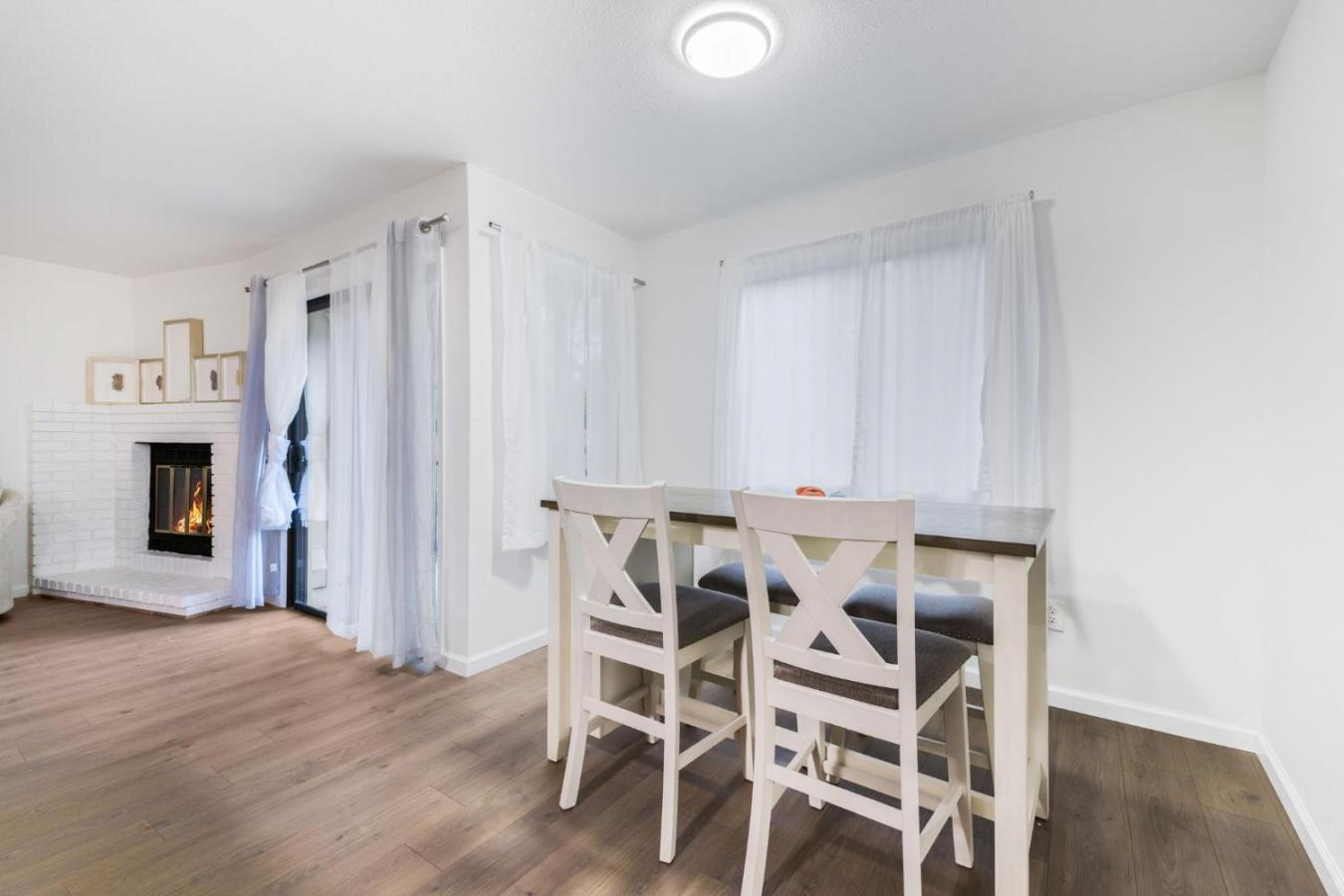 5640 Verner Oak Court #2, Sacramento, Sacramento, 95841, United States, 2 Bedrooms Bedrooms, ,2 BathroomsBathrooms,Residential,For Sale,5640 Verner Oak Court #2,225152264