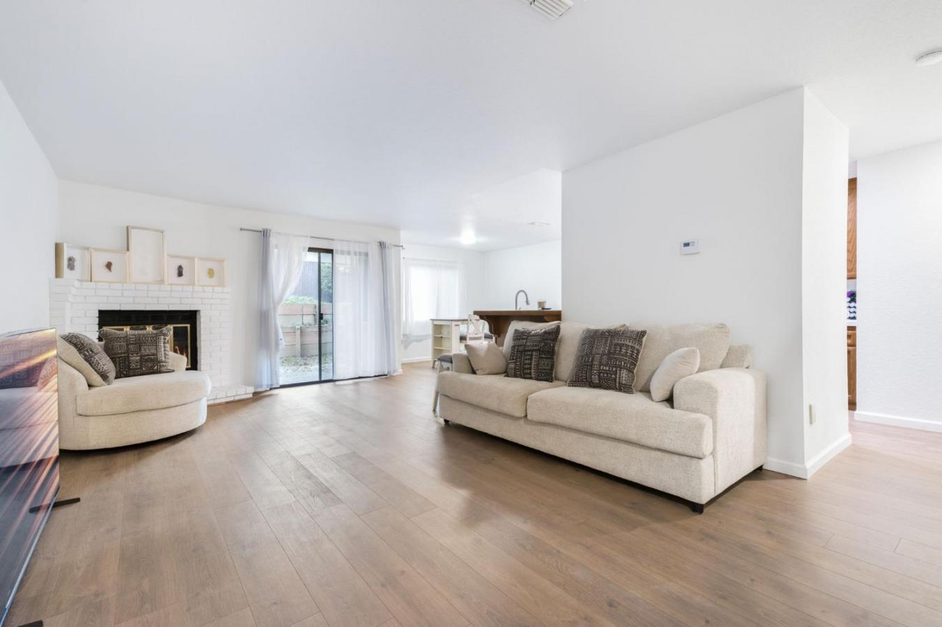 5640 Verner Oak Court #2, Sacramento, Sacramento, 95841, United States, 2 Bedrooms Bedrooms, ,2 BathroomsBathrooms,Residential,For Sale,5640 Verner Oak Court #2,225152264