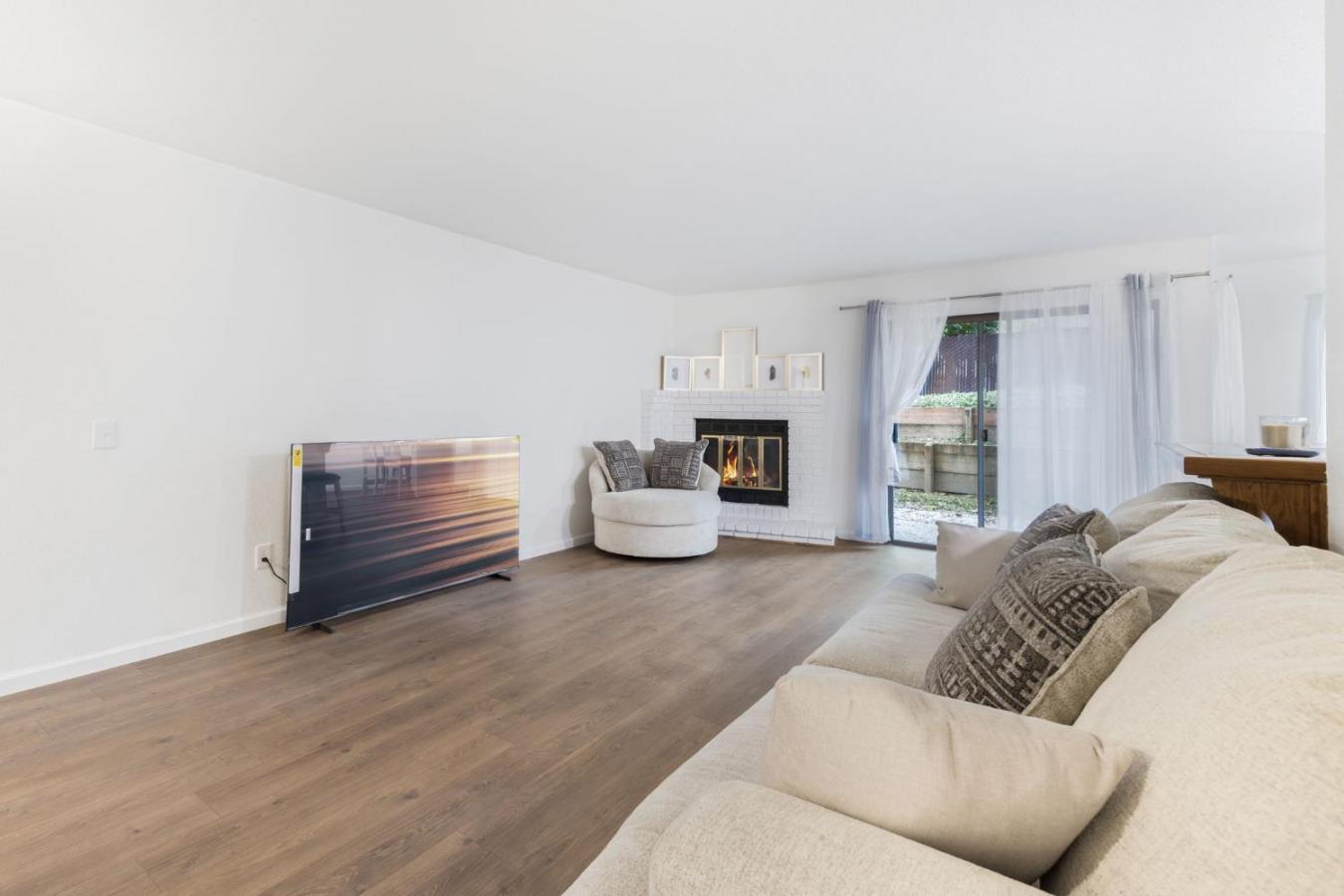 5640 Verner Oak Court #2, Sacramento, Sacramento, 95841, United States, 2 Bedrooms Bedrooms, ,2 BathroomsBathrooms,Residential,For Sale,5640 Verner Oak Court #2,225152264