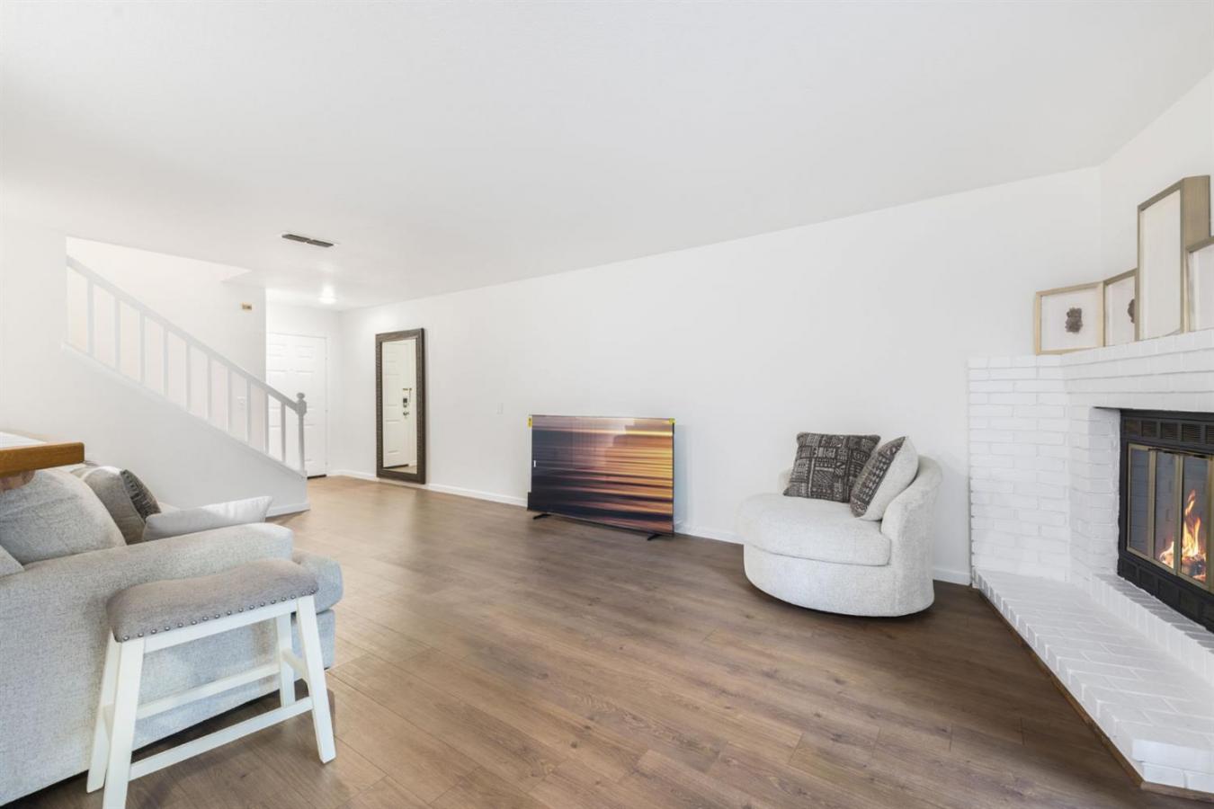 5640 Verner Oak Court #2, Sacramento, Sacramento, 95841, United States, 2 Bedrooms Bedrooms, ,2 BathroomsBathrooms,Residential,For Sale,5640 Verner Oak Court #2,225152264