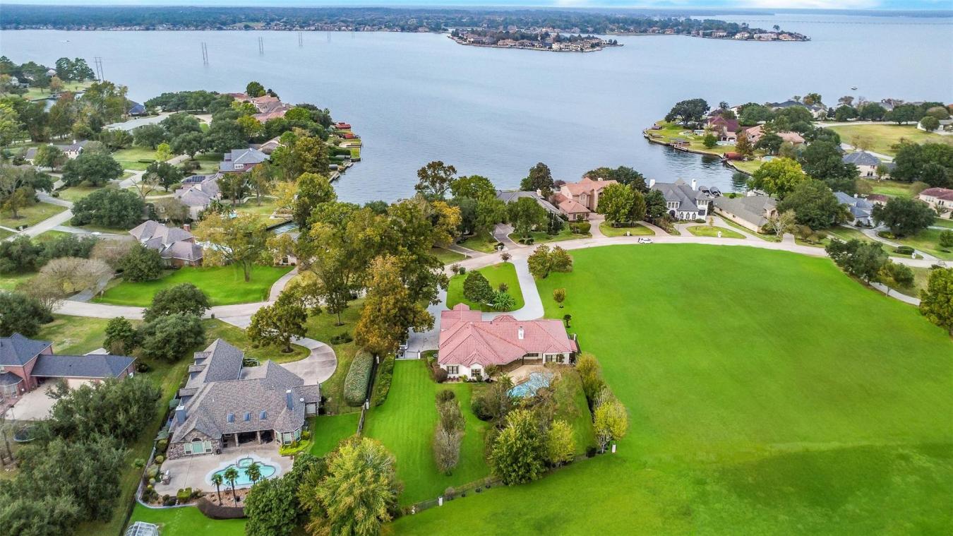 Montgomery, Montgomery, 77356, United States, 5 Bedrooms Bedrooms, ,5 BathroomsBathrooms,Residential,For Sale,2003700