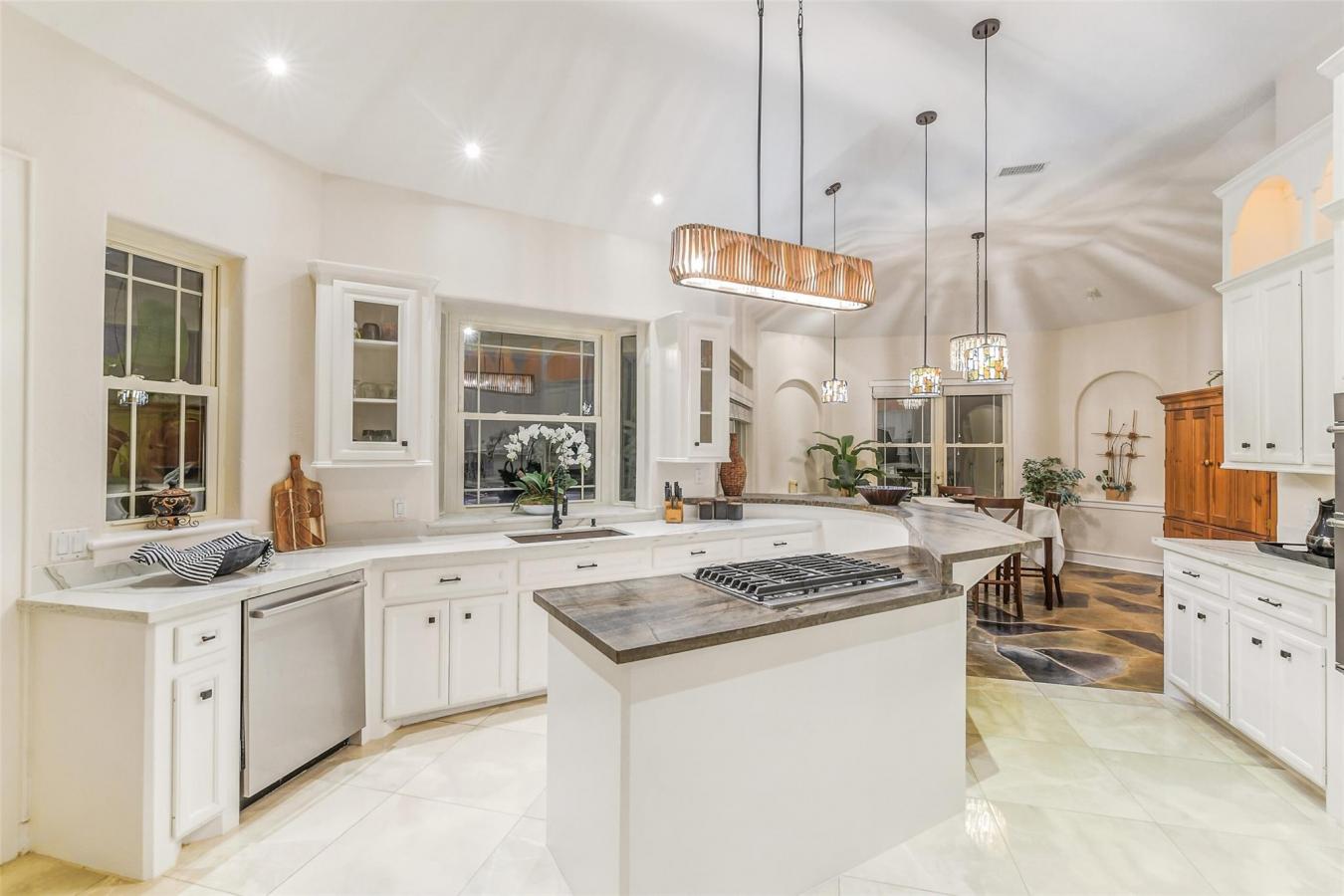 Montgomery, Montgomery, 77356, United States, 5 Bedrooms Bedrooms, ,5 BathroomsBathrooms,Residential,For Sale,2003700