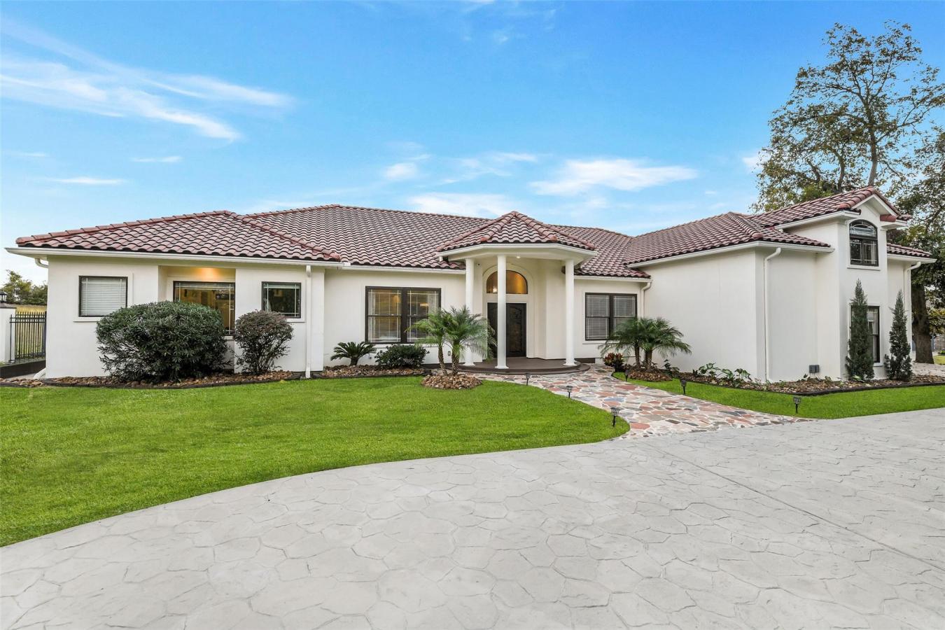 Montgomery, Montgomery, 77356, United States, 5 Bedrooms Bedrooms, ,5 BathroomsBathrooms,Residential,For Sale,2003700