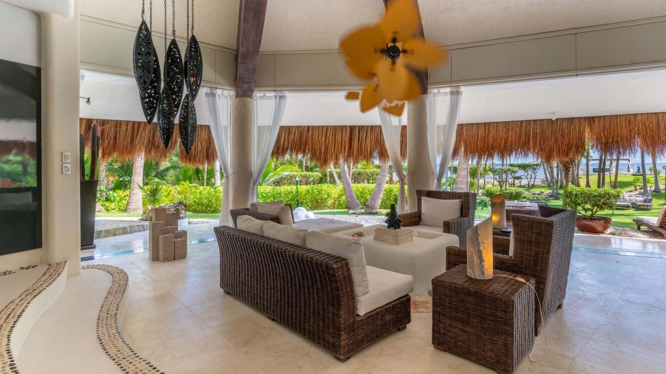 Puerto Morelos, Q.R., Mexico, 9 Bedrooms Bedrooms, ,6 BathroomsBathrooms,Residential,For Sale,2003694