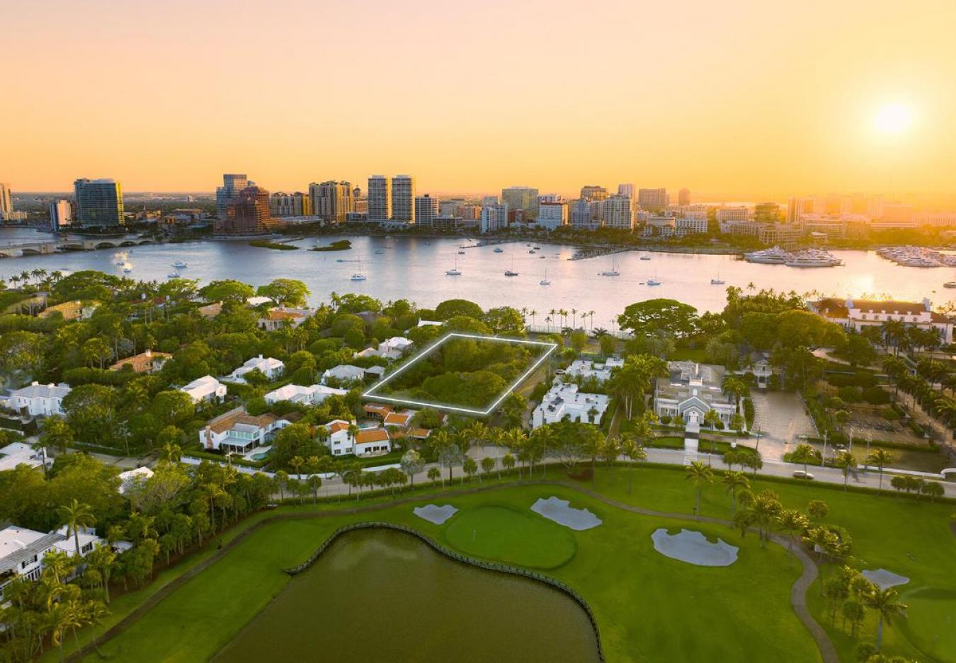 Palm Beach, Florida, 33480, United States, 3 Bedrooms Bedrooms, ,3 BathroomsBathrooms,Residential,For Sale,2003691