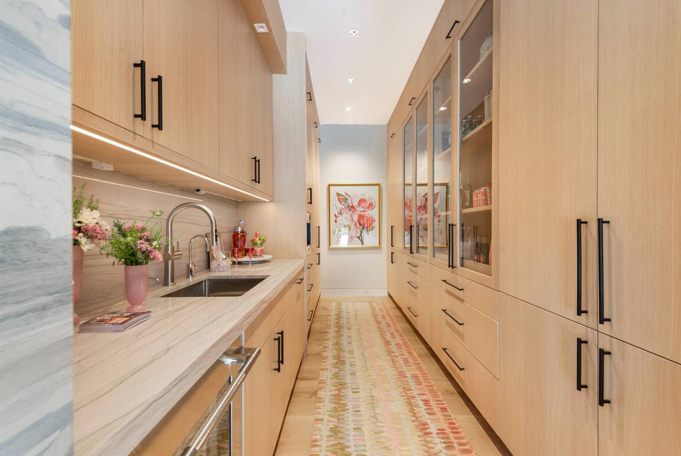 Bridgehampton, New York, 11932, United States, 7 Bedrooms Bedrooms, ,8 BathroomsBathrooms,Residential,For Sale,2003690