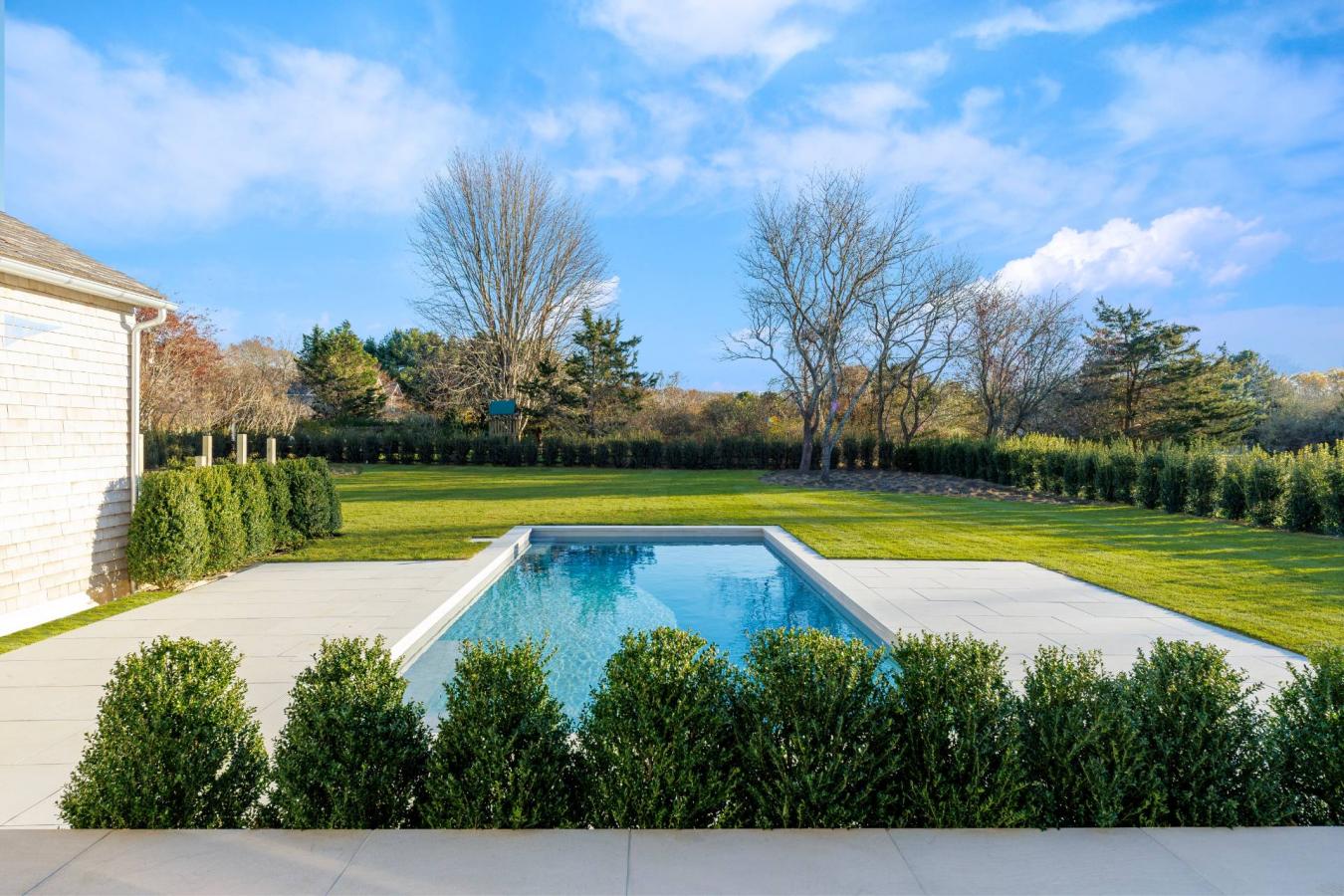 East Hampton, New York, 11937, United States, 5 Bedrooms Bedrooms, ,6 BathroomsBathrooms,Residential,For Sale,2003688