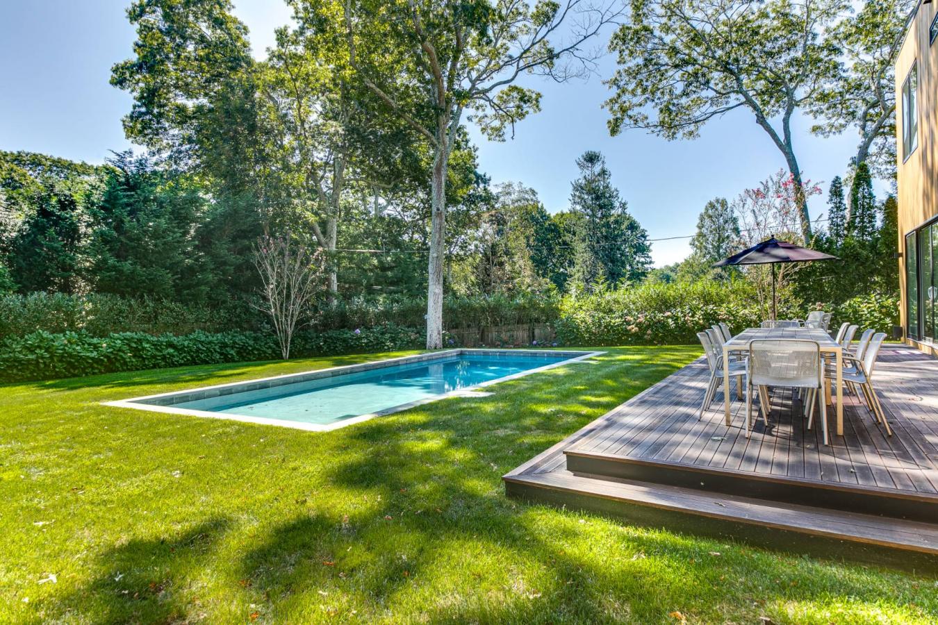 East Hampton, New York, 11937, United States, 4 Bedrooms Bedrooms, ,3 BathroomsBathrooms,Residential,For Sale,2003686