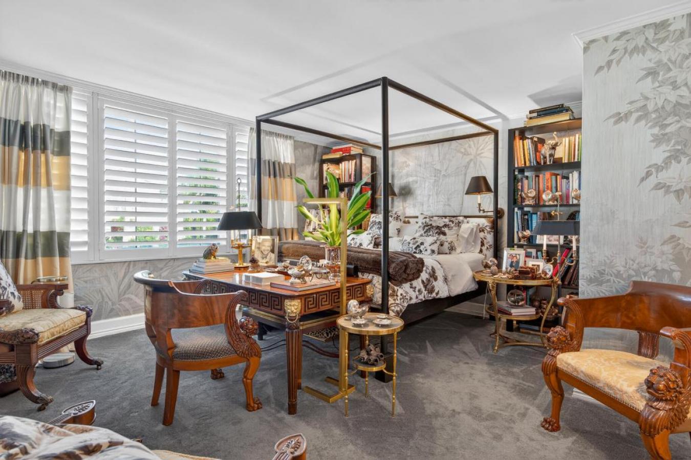 Palm Beach, Florida, 33480, United States, 2 Bedrooms Bedrooms, ,2 BathroomsBathrooms,Residential,For Sale,2003684