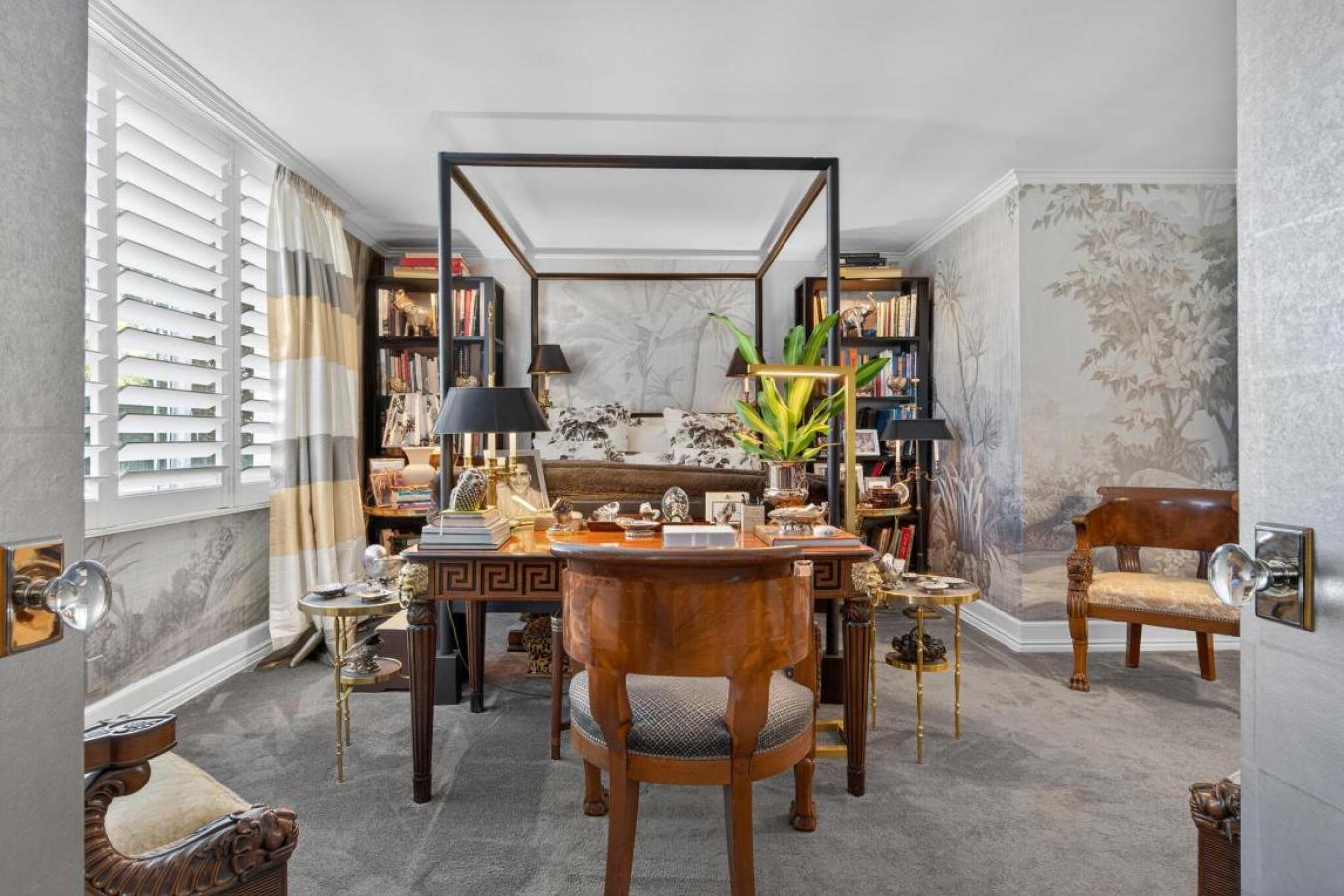 Palm Beach, Florida, 33480, United States, 2 Bedrooms Bedrooms, ,2 BathroomsBathrooms,Residential,For Sale,2003684