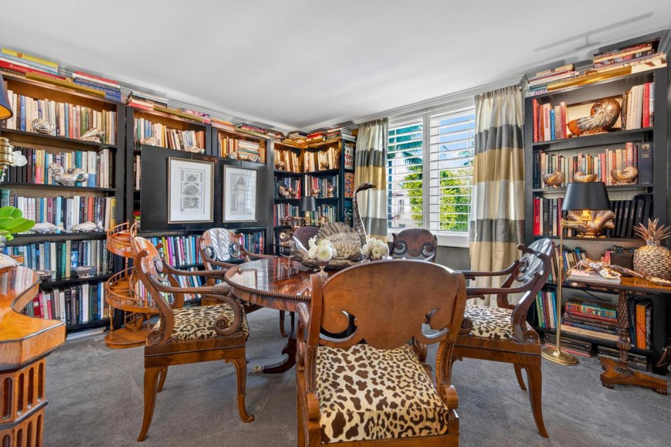 Palm Beach, Florida, 33480, United States, 2 Bedrooms Bedrooms, ,2 BathroomsBathrooms,Residential,For Sale,2003684