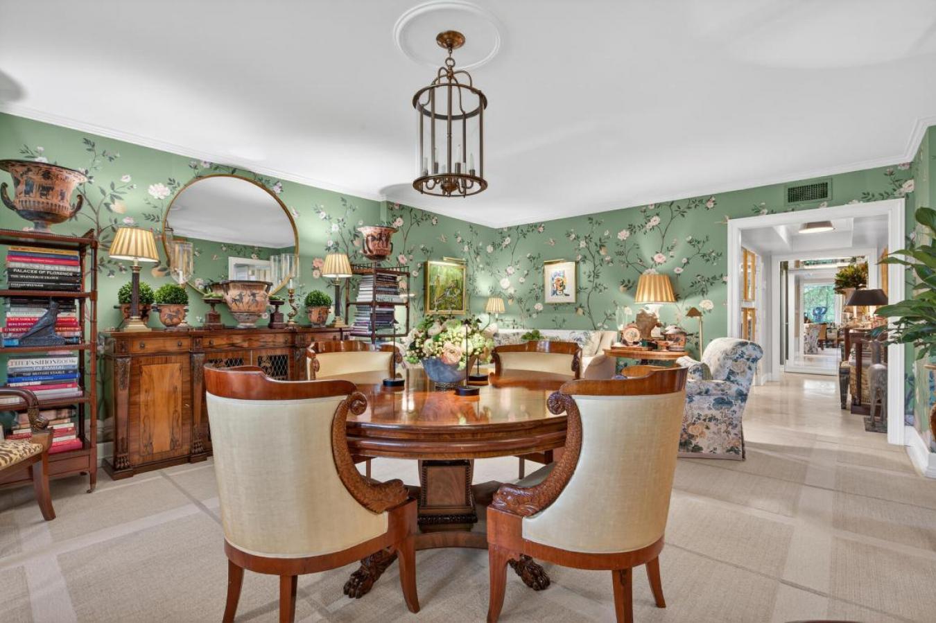 Palm Beach, Florida, 33480, United States, 2 Bedrooms Bedrooms, ,2 BathroomsBathrooms,Residential,For Sale,2003684