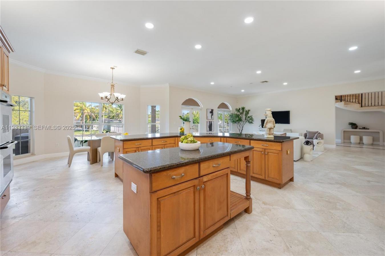 Coral Gables, Florida, 33156, United States, 5 Bedrooms Bedrooms, ,4 BathroomsBathrooms,Residential,For Sale,2003682