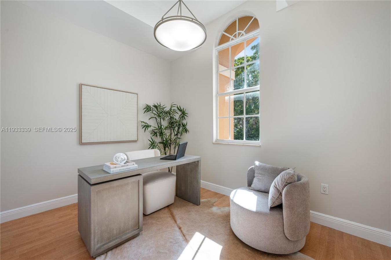 Coral Gables, Florida, 33156, United States, 5 Bedrooms Bedrooms, ,4 BathroomsBathrooms,Residential,For Sale,2003682