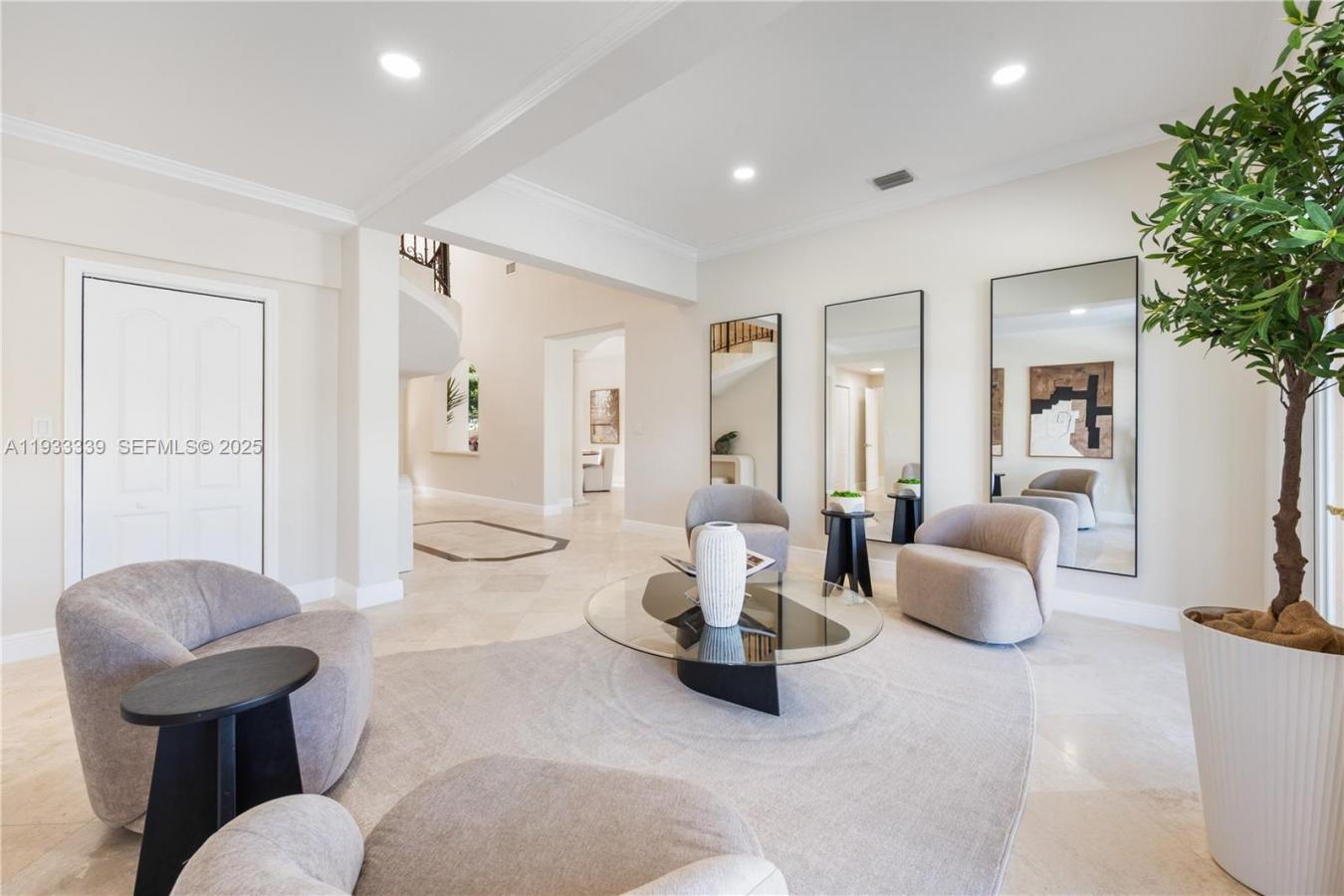 Coral Gables, Florida, 33156, United States, 5 Bedrooms Bedrooms, ,4 BathroomsBathrooms,Residential,For Sale,2003682