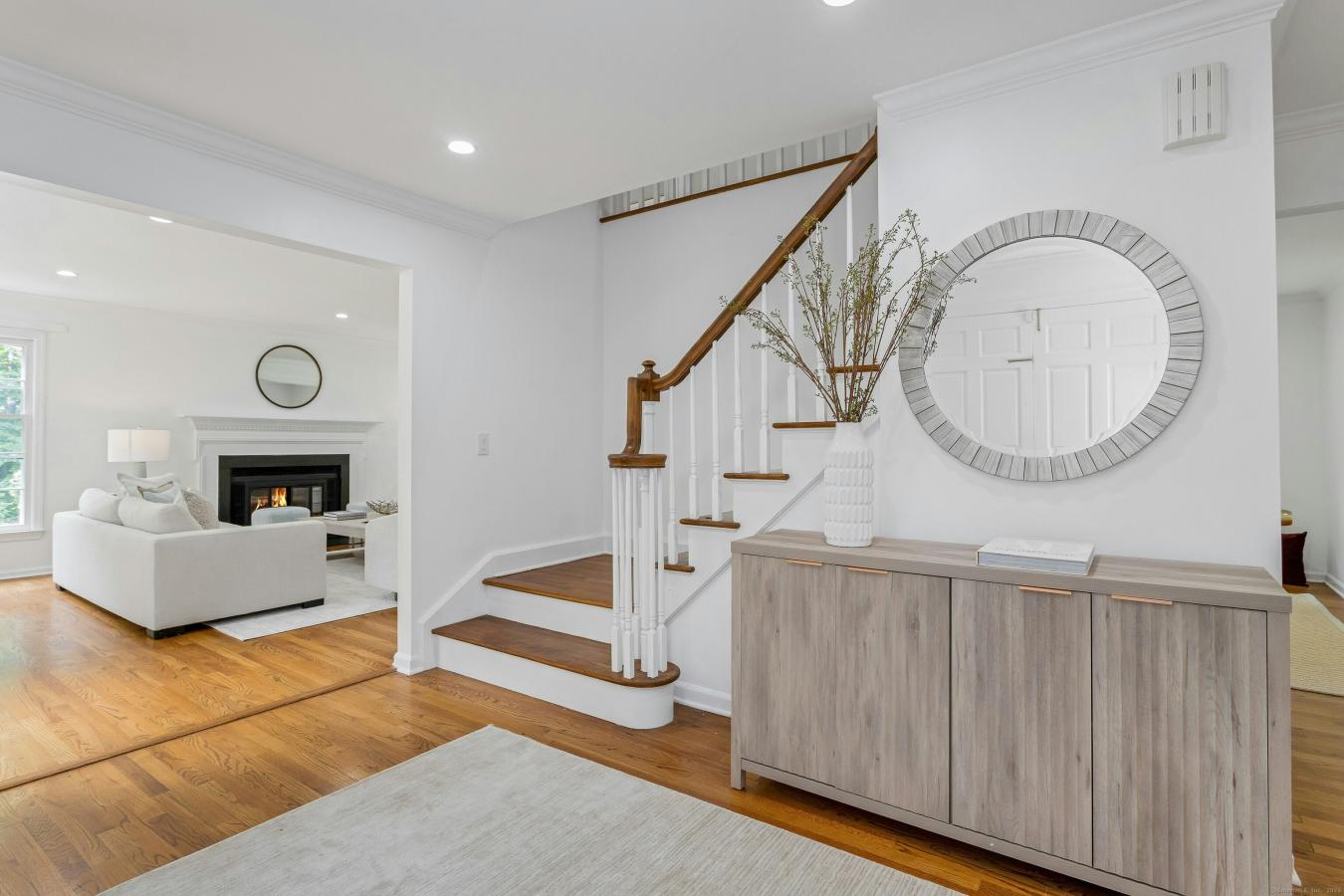 New Canaan, Connecticut, 06840, United States, 5 Bedrooms Bedrooms, ,3 BathroomsBathrooms,Residential,For Sale,2003681