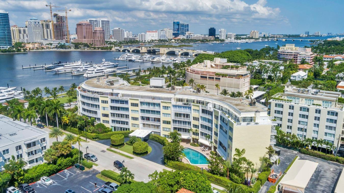 Palm Beach, Florida, 33480, United States, 2 Bedrooms Bedrooms, ,2 BathroomsBathrooms,Residential,For Sale,2003674