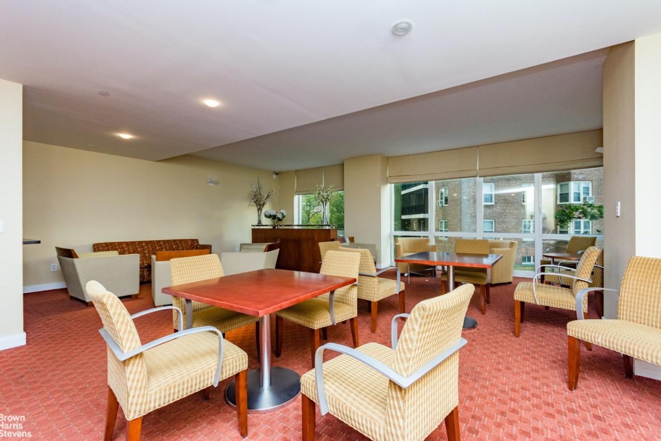 Central Riverdale, New York, 10463, United States, 3 Bedrooms Bedrooms, ,3 BathroomsBathrooms,Residential,For Sale,2003666