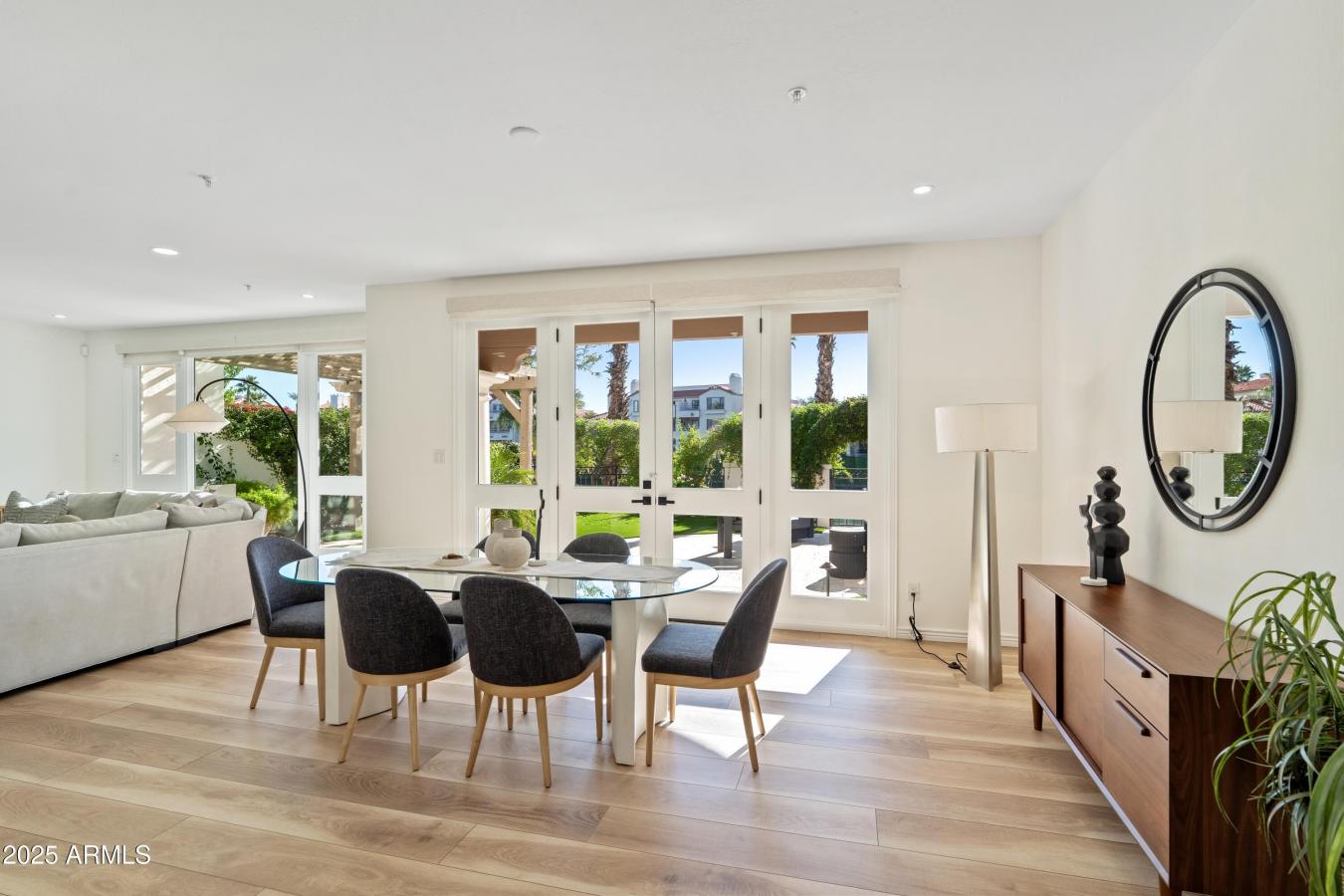 Scottsdale, Maricopa, 85258, United States, 3 Bedrooms Bedrooms, ,4 BathroomsBathrooms,Residential,For Sale,2003662