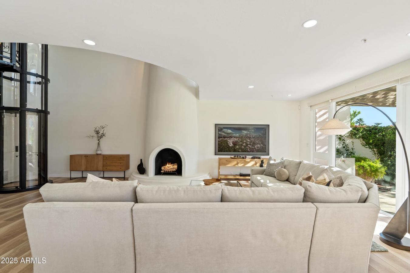 Scottsdale, Maricopa, 85258, United States, 3 Bedrooms Bedrooms, ,4 BathroomsBathrooms,Residential,For Sale,2003662