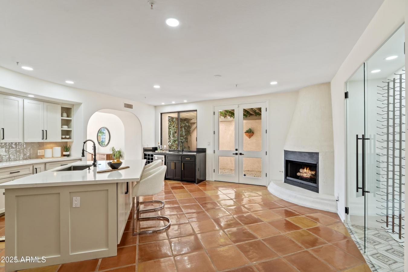 Scottsdale, Maricopa, 85258, United States, 3 Bedrooms Bedrooms, ,4 BathroomsBathrooms,Residential,For Sale,2003662