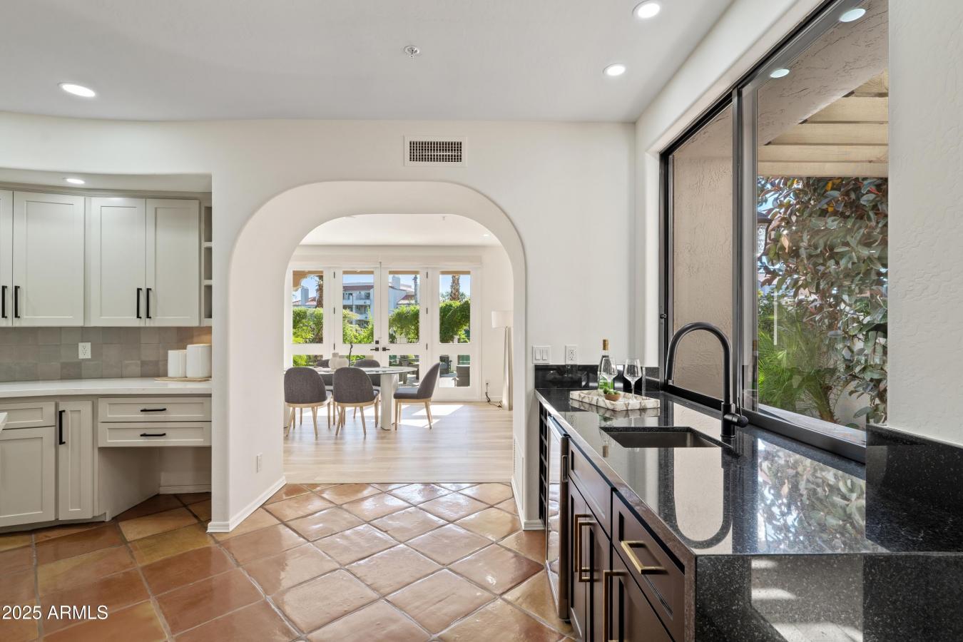 Scottsdale, Maricopa, 85258, United States, 3 Bedrooms Bedrooms, ,4 BathroomsBathrooms,Residential,For Sale,2003662