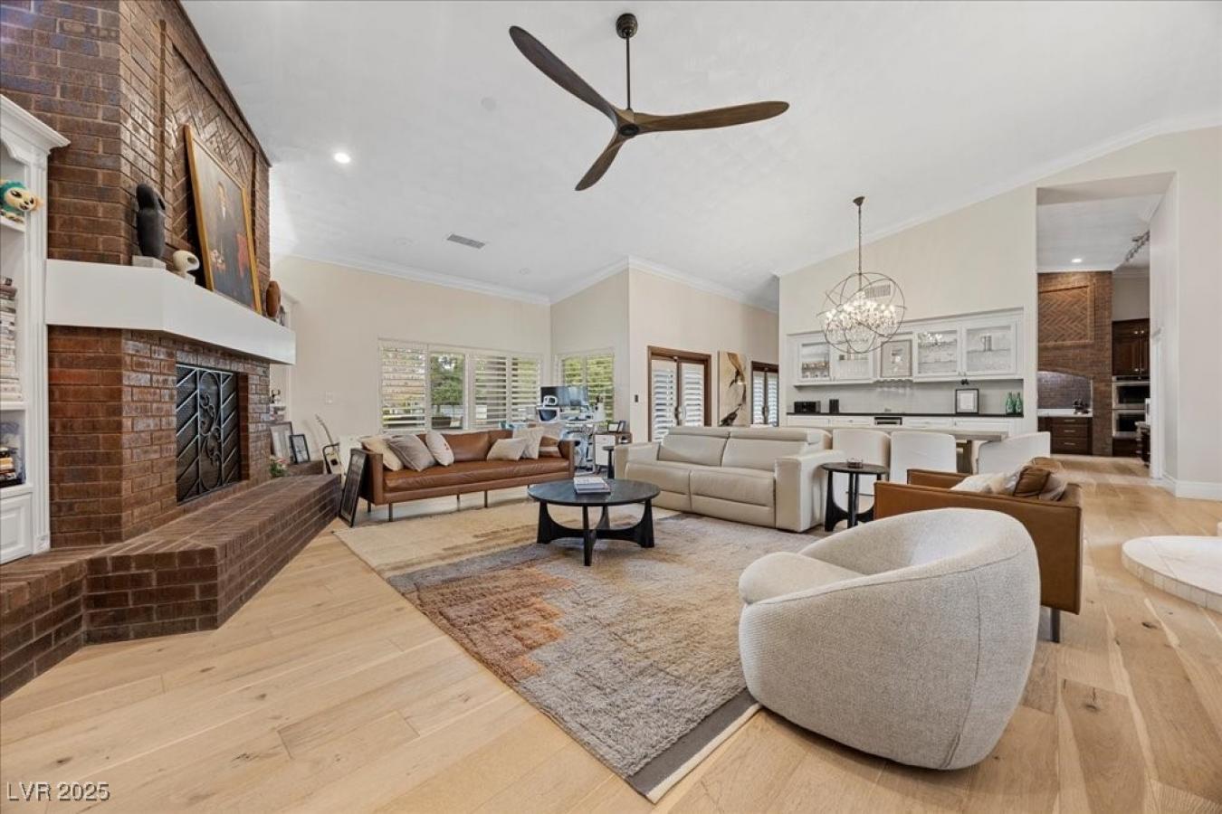 Las Vegas, Clark, 89129, United States, 4 Bedrooms Bedrooms, ,3 BathroomsBathrooms,Residential,For Sale,2003660