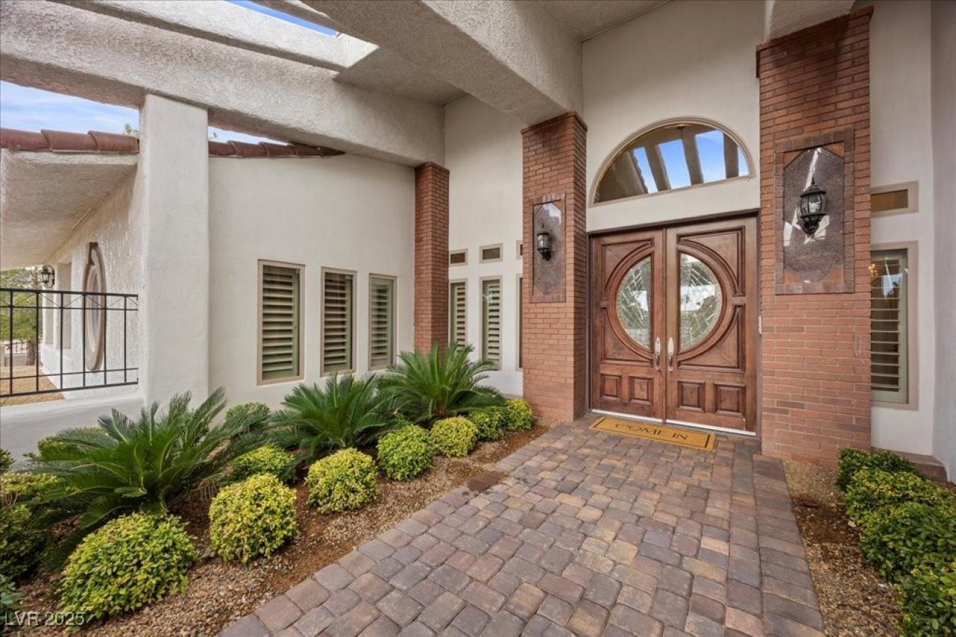 Las Vegas, Clark, 89129, United States, 4 Bedrooms Bedrooms, ,3 BathroomsBathrooms,Residential,For Sale,2003660