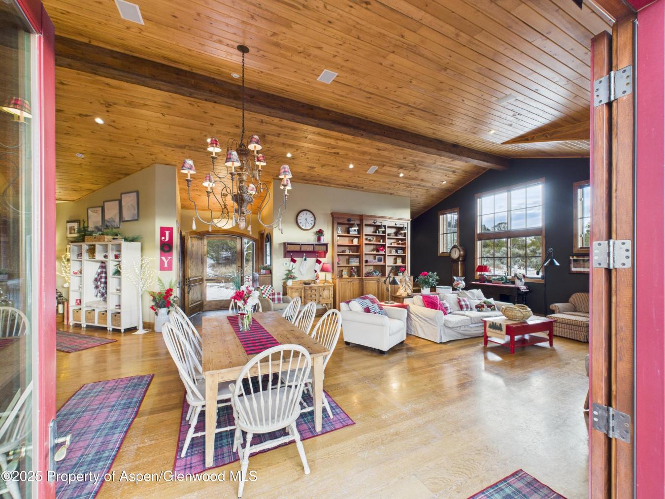 Glenwood Springs, Garfield, 81601, United States, 4 Bedrooms Bedrooms, ,3 BathroomsBathrooms,Residential,For Sale,2003659