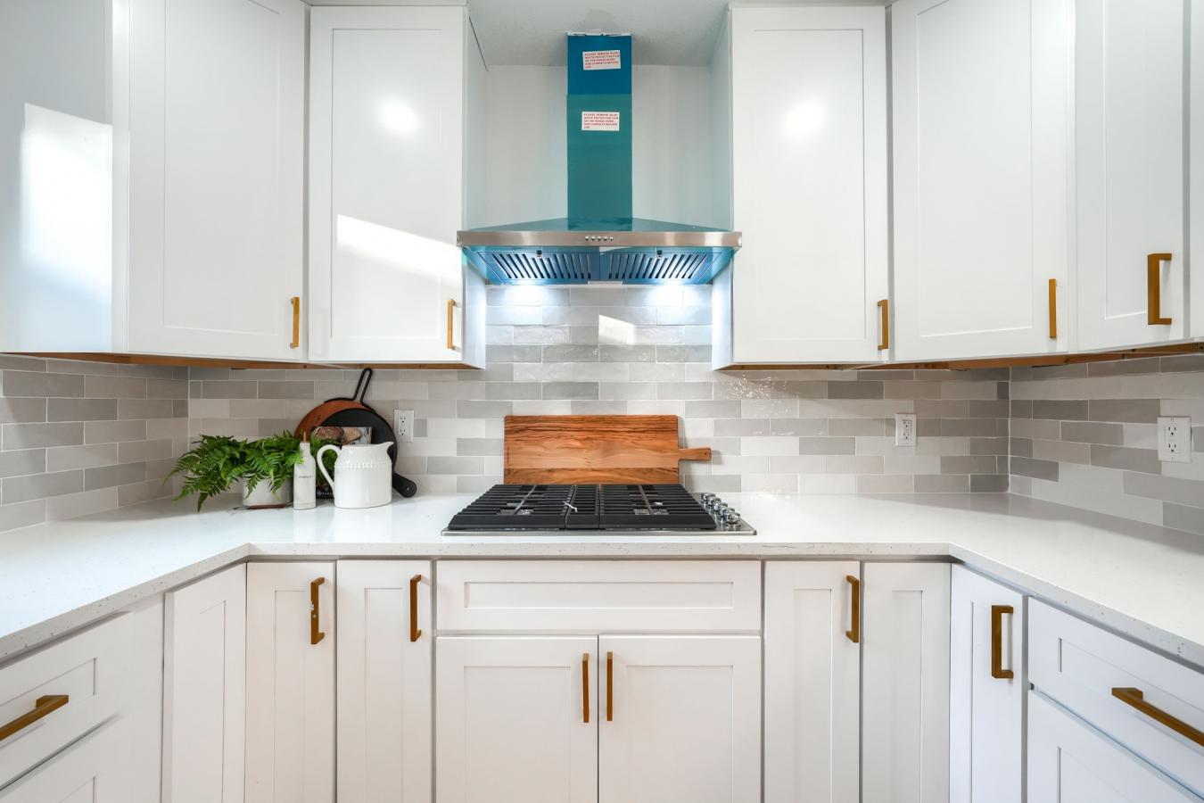 Dallas, Dallas, 75248, United States, 4 Bedrooms Bedrooms, ,3 BathroomsBathrooms,Residential,For Sale,2003657