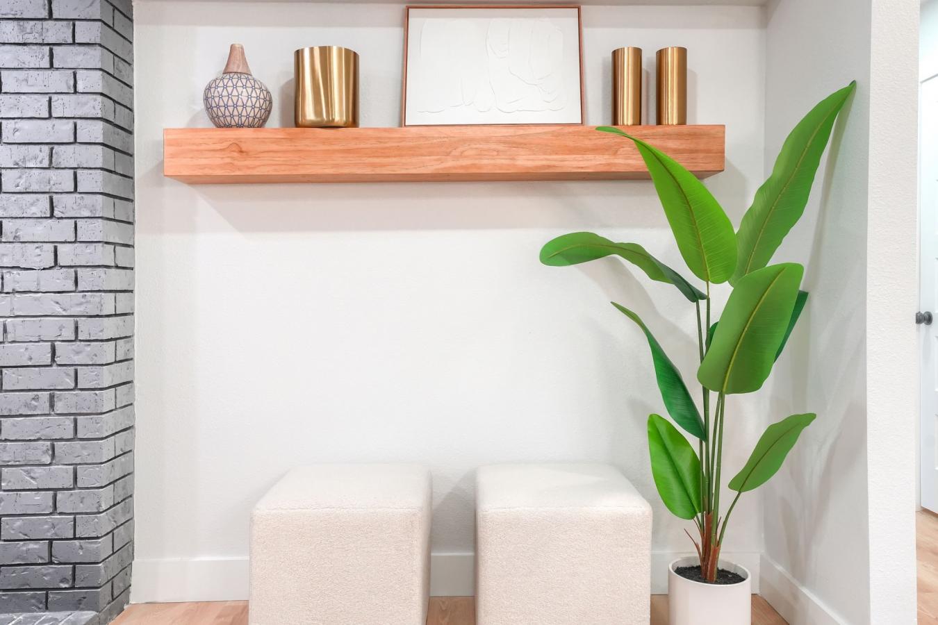 Dallas, Dallas, 75248, United States, 4 Bedrooms Bedrooms, ,3 BathroomsBathrooms,Residential,For Sale,2003657