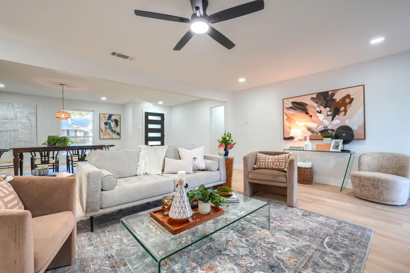 Dallas, Dallas, 75248, United States, 4 Bedrooms Bedrooms, ,3 BathroomsBathrooms,Residential,For Sale,2003657