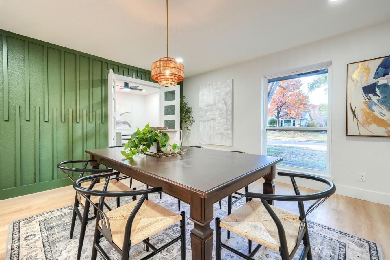 Dallas, Dallas, 75248, United States, 4 Bedrooms Bedrooms, ,3 BathroomsBathrooms,Residential,For Sale,2003657