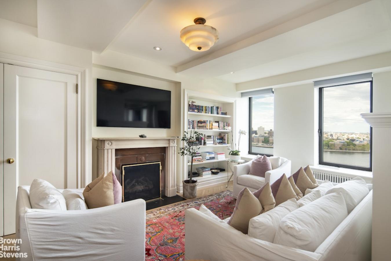 New York, New York, 10028, United States, 4 Bedrooms Bedrooms, ,4 BathroomsBathrooms,Residential,For Sale,2003656