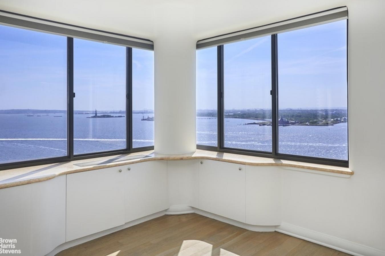 Battery Park City, New York, 10280, United States, 5 Bedrooms Bedrooms, ,3 BathroomsBathrooms,Residential,For Sale,2003655