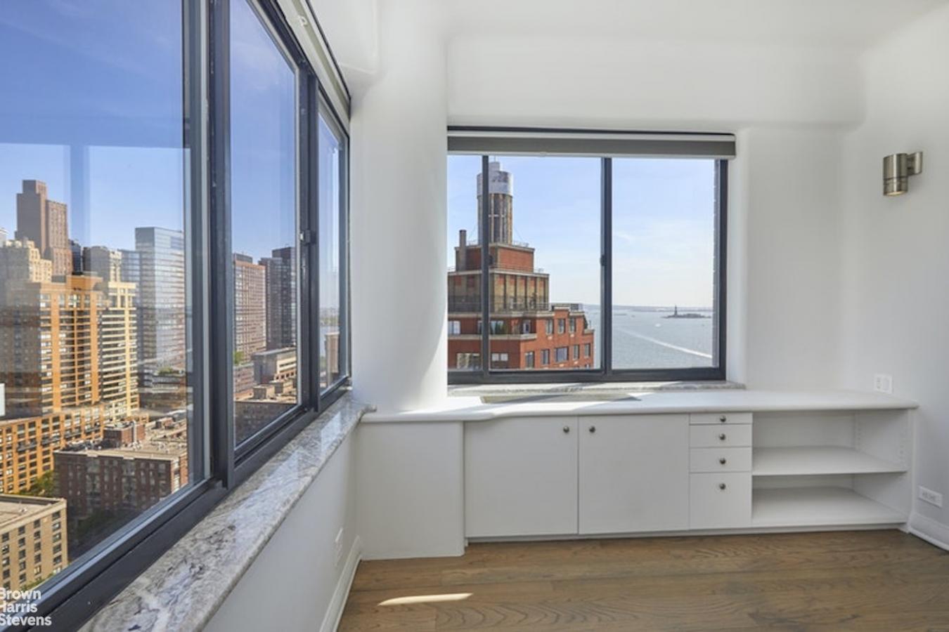 Battery Park City, New York, 10280, United States, 5 Bedrooms Bedrooms, ,3 BathroomsBathrooms,Residential,For Sale,2003655