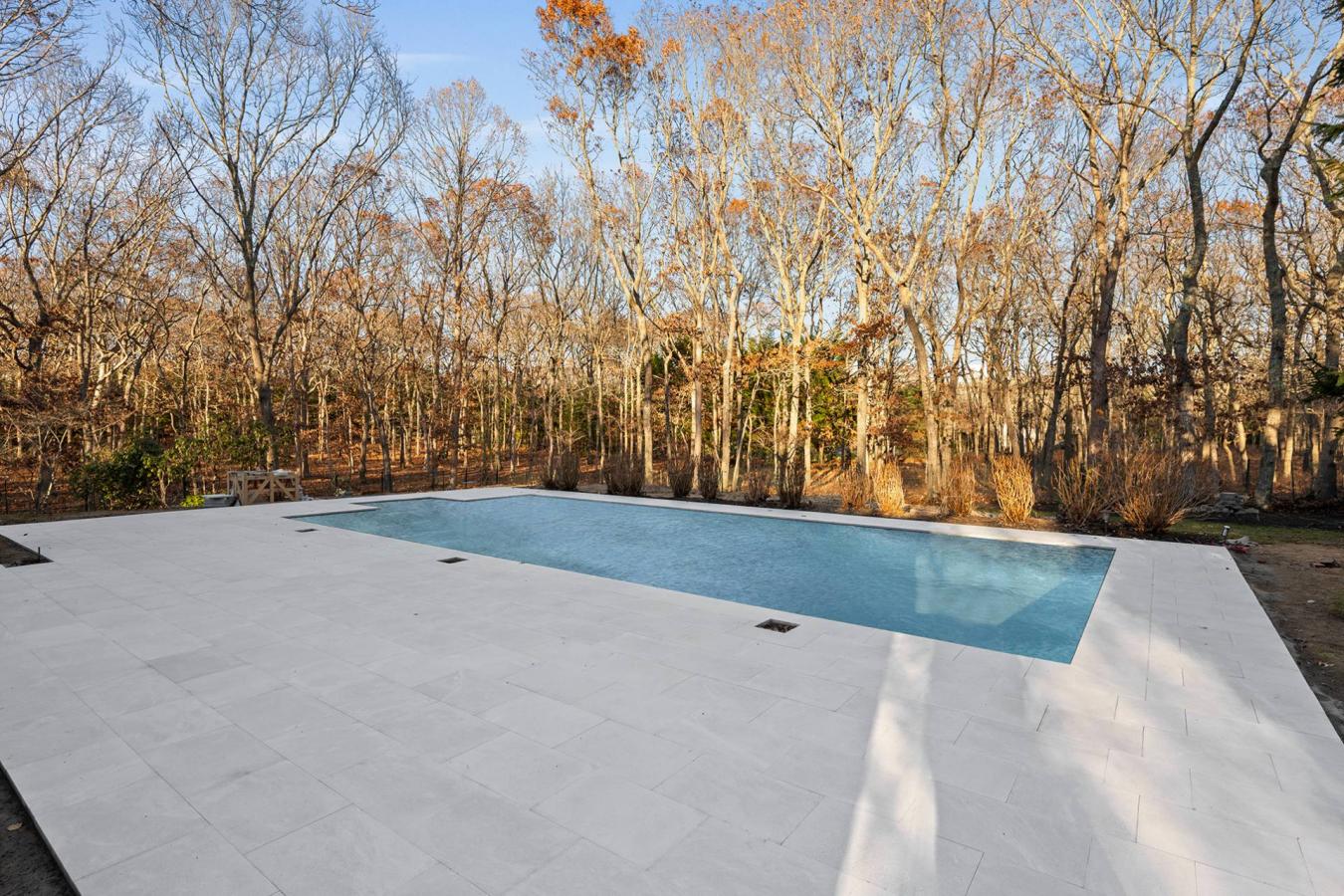 Southampton, New York, 11968, United States, 4 Bedrooms Bedrooms, ,4 BathroomsBathrooms,Residential,For Sale,2003654