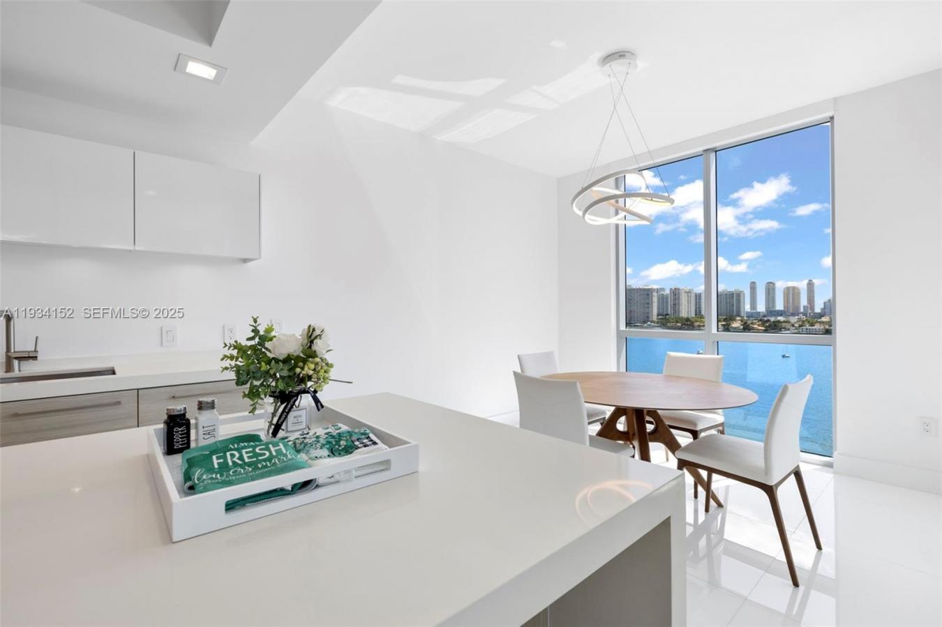 North Miami Beach, Florida, 33160, United States, 3 Bedrooms Bedrooms, ,3 BathroomsBathrooms,Residential,For Sale,2003653
