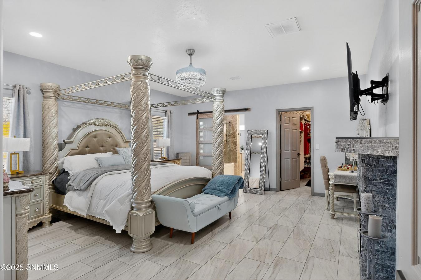 Is there a 3-bed single family residence in Elks Area that combines mo – image 6