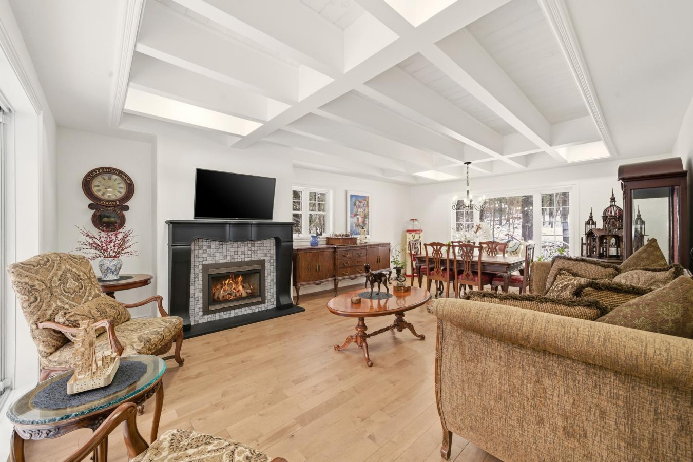 Orford, Canada, J1X7K7, Canada, 4 Bedrooms Bedrooms, ,3 BathroomsBathrooms,Residential,For Sale,2003646