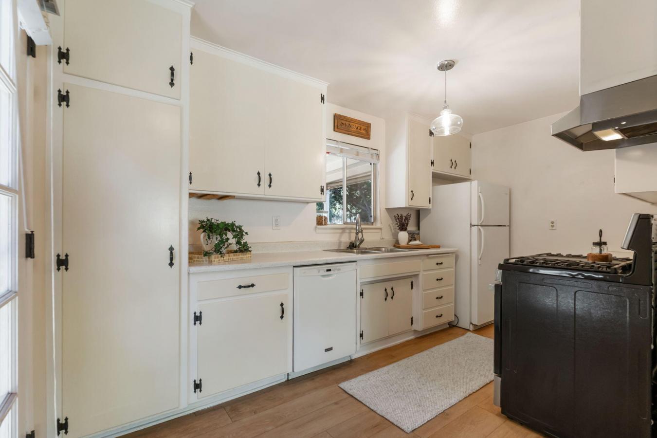 SANTA YNEZ, Santa Barbara, 93460, United States, 3 Bedrooms Bedrooms, ,2 BathroomsBathrooms,Residential,For Sale,2003833