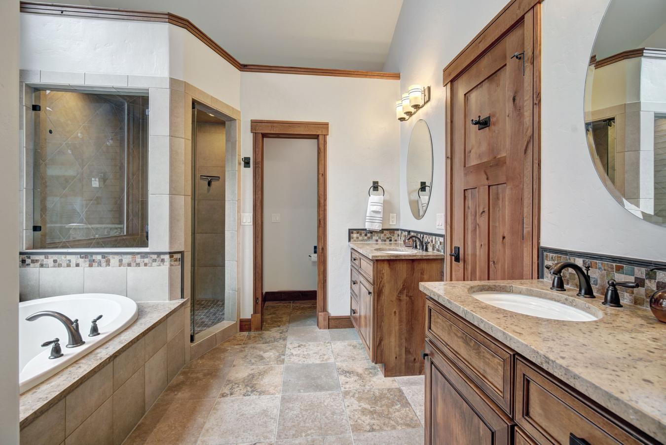 Breckenridge, Colorado, 80424, United States, 4 Bedrooms Bedrooms, ,4 BathroomsBathrooms,Residential,For Sale,2009350