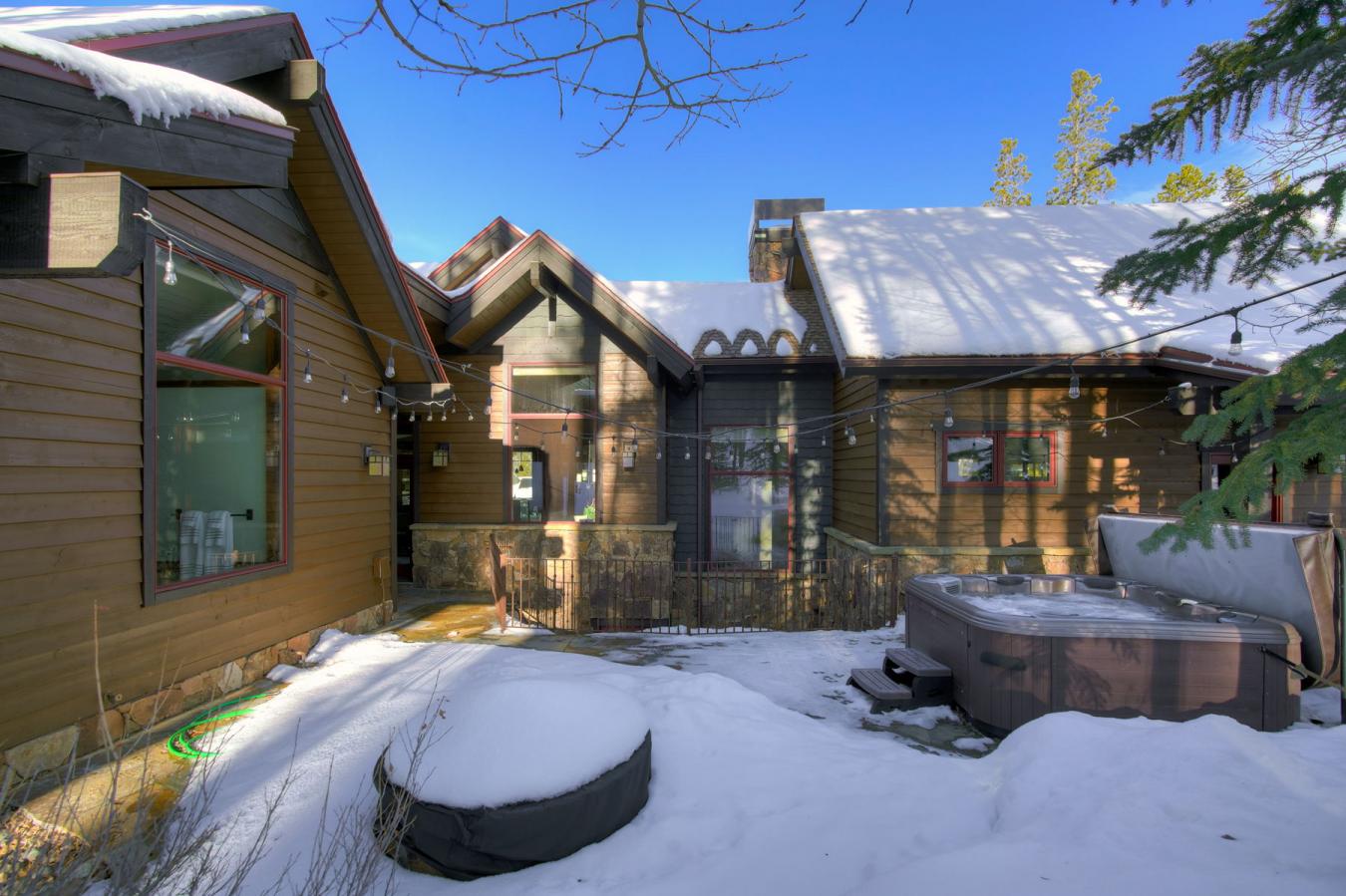 Breckenridge, Colorado, 80424, United States, 4 Bedrooms Bedrooms, ,4 BathroomsBathrooms,Residential,For Sale,2009350