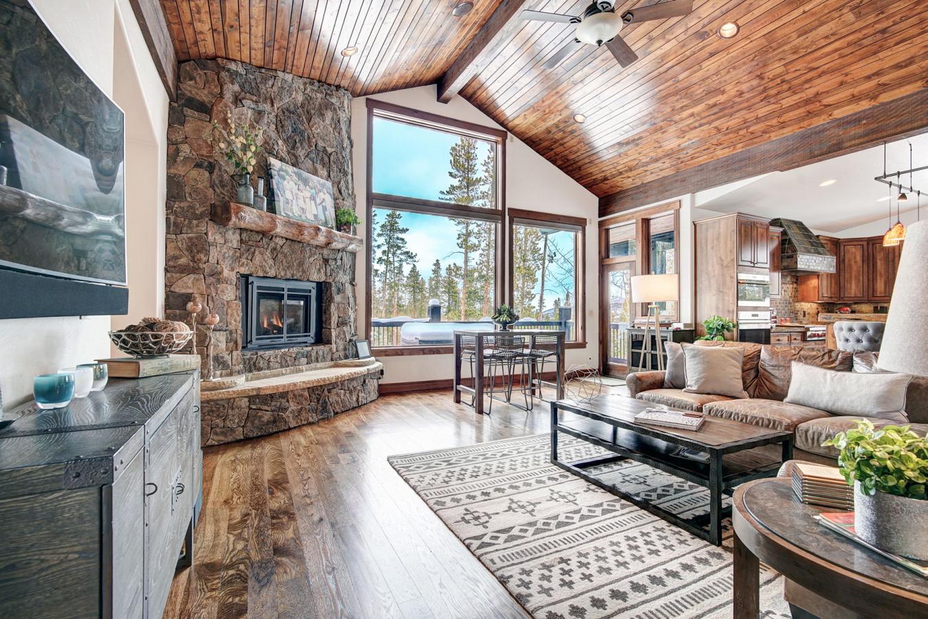 Breckenridge, Colorado, 80424, United States, 4 Bedrooms Bedrooms, ,4 BathroomsBathrooms,Residential,For Sale,2009350